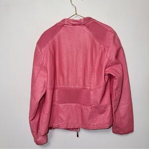 Cleo Petites Pretty Pink Jacket with Unique Sewn in Pleating Pattern 💖